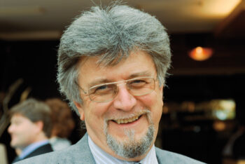 Popper Helmut